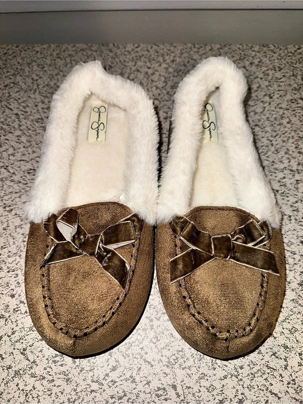 Jessica Simpson Cinnamon Moccasin Slippers Memory Foam Faux Fur Lined Sz:L NWT